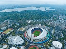 李鸿其获奖感谢妻子王紫璇，两人现场落泪